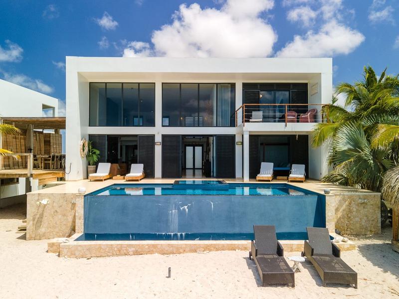 KRALENDIJK
				                Caribbean Netherlands – Villa in Bonaire