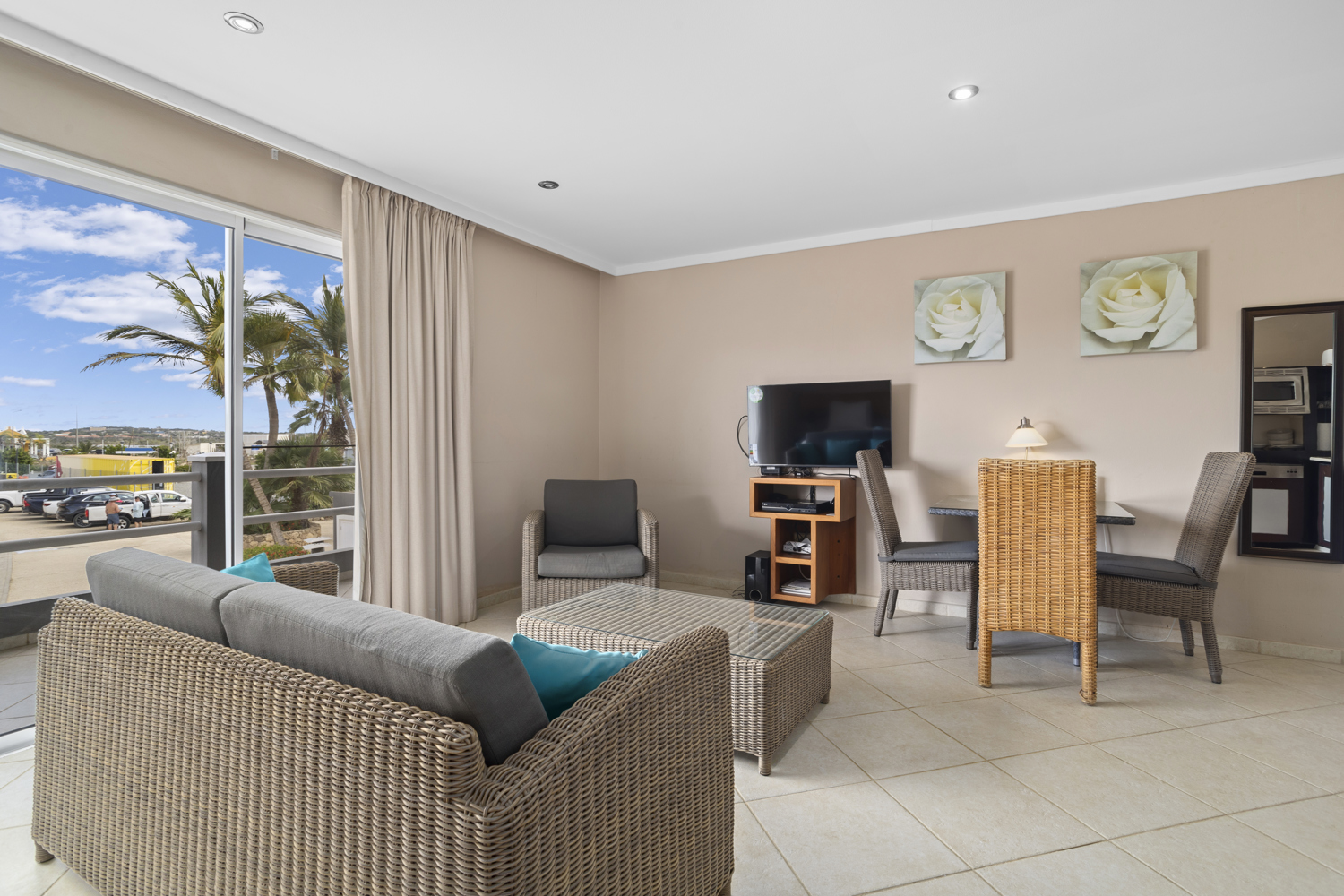 Apartment in Hato — property image 2