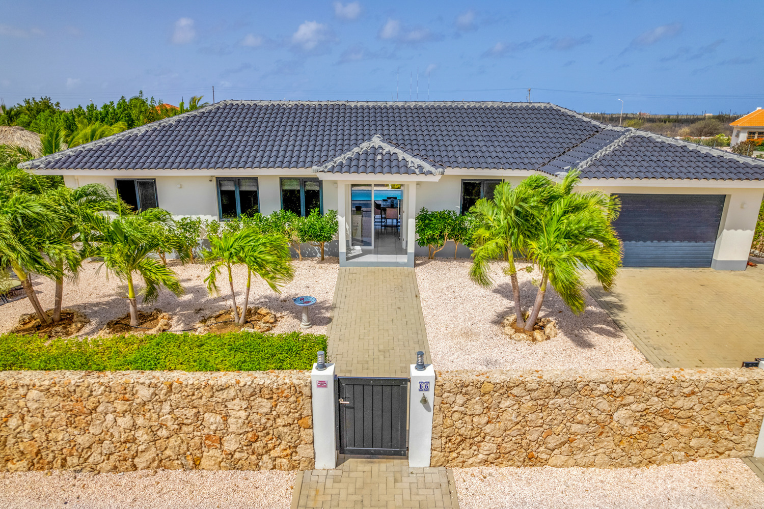 Property in Bonaire — exterior photo 1