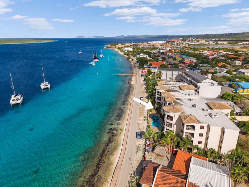 Oceanfront Apartment Elegancia del Caribe #2 – Property in Kralendijk