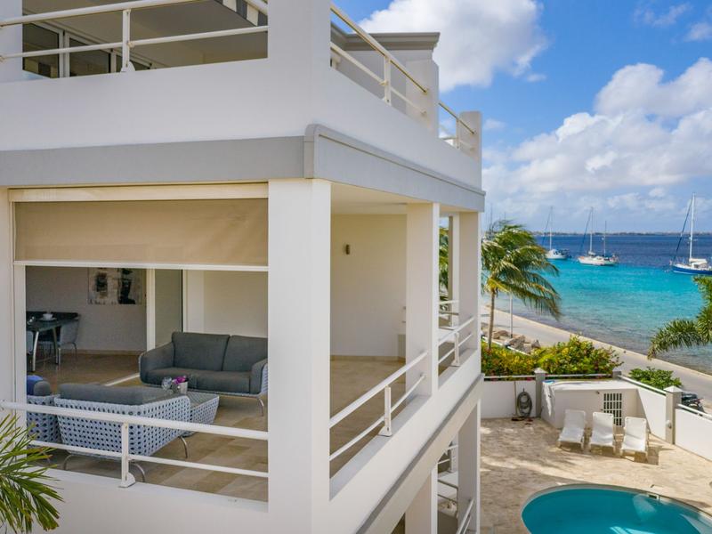 Seaside 3 Oceanfront Suite, Rental investment – Property in Kralendijk