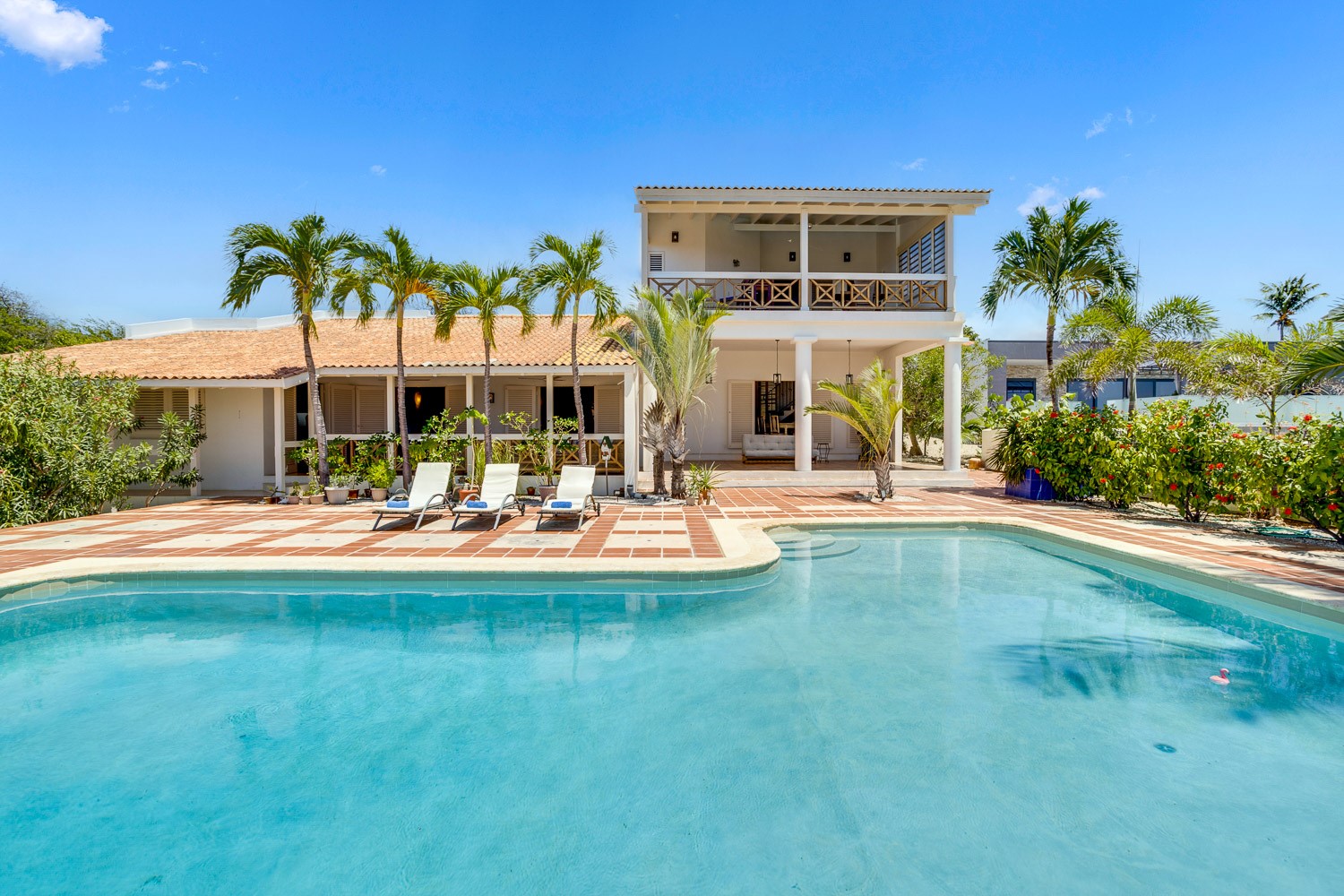 House in Santa Barbara — exterior photo 1