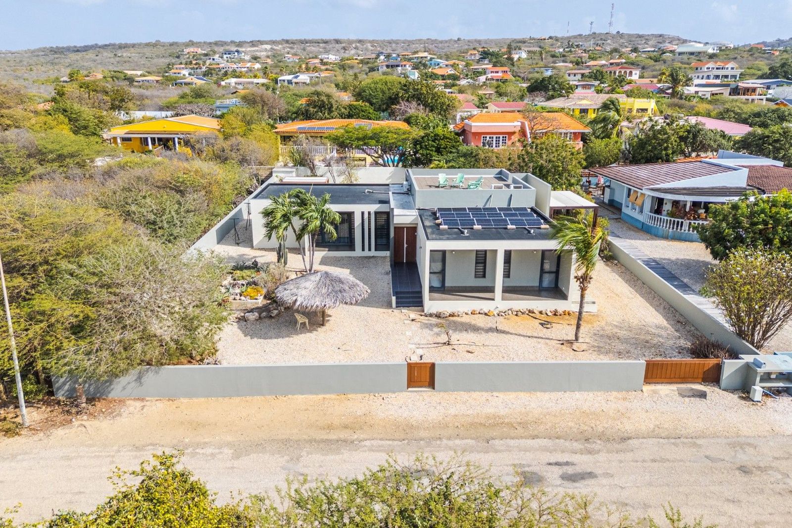 Property in Santa Barbara — property image 2