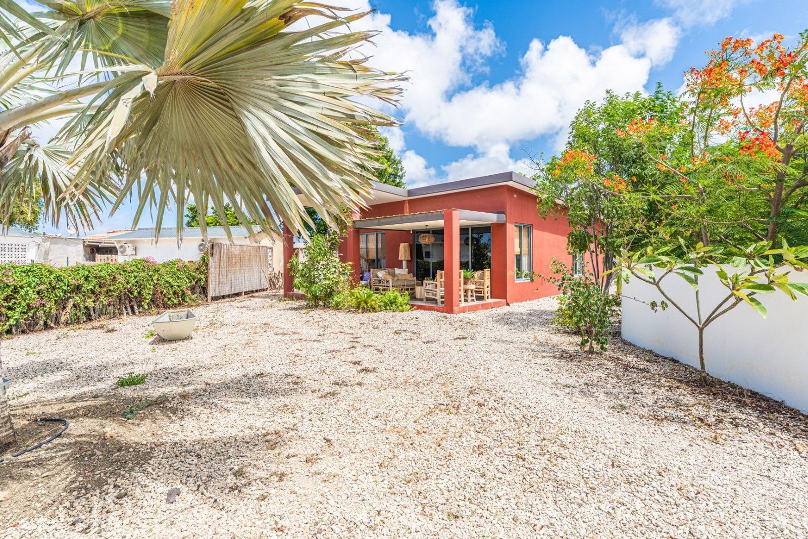 Property in Antriol — exterior photo 1