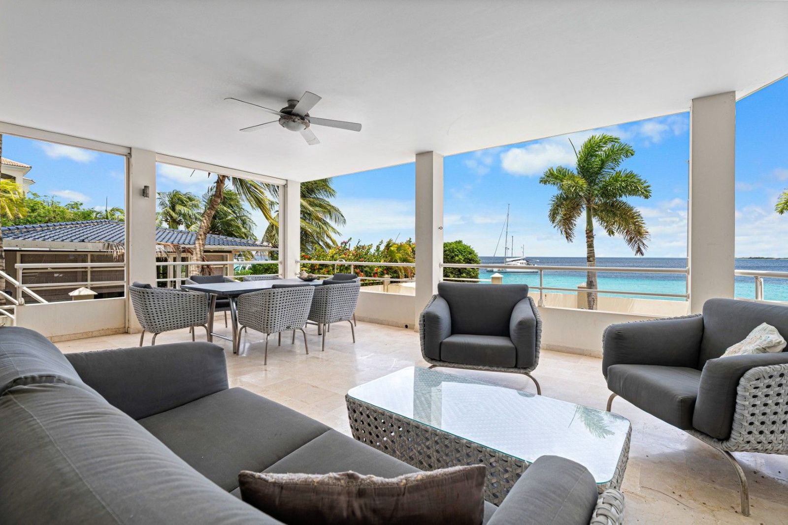 Sea Side Suite 2