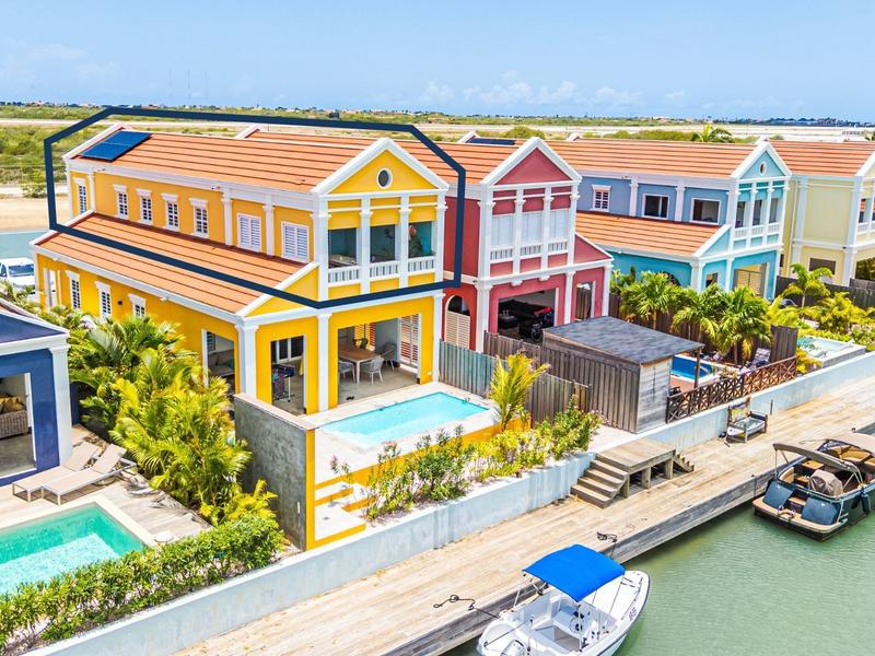 Watervillas 78B – Villa in Airport Area