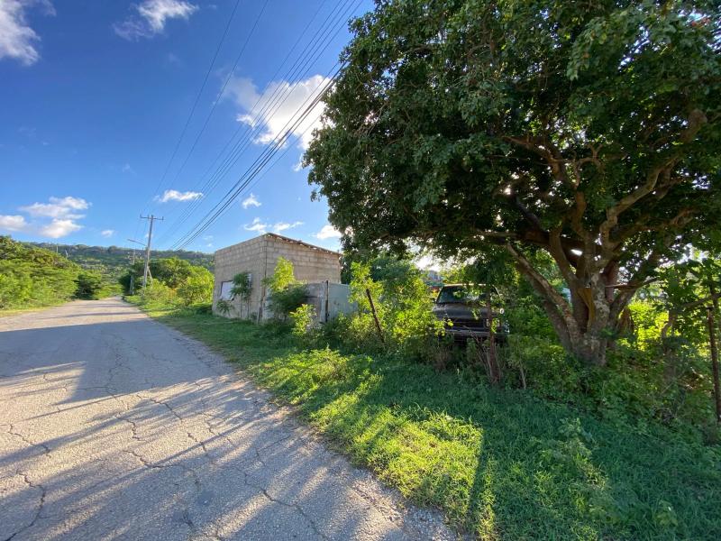 Kaya Lourdes Rincon – Lot in Bonaire