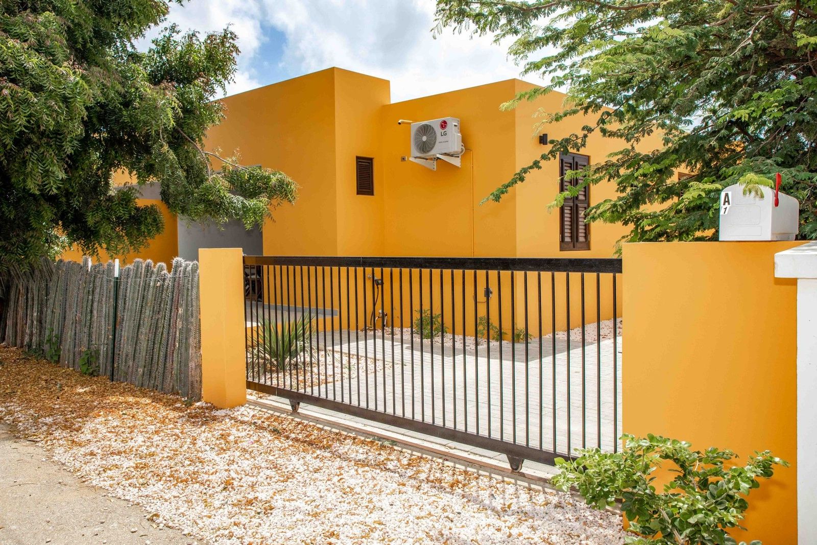 House in Antriol — property image 5
