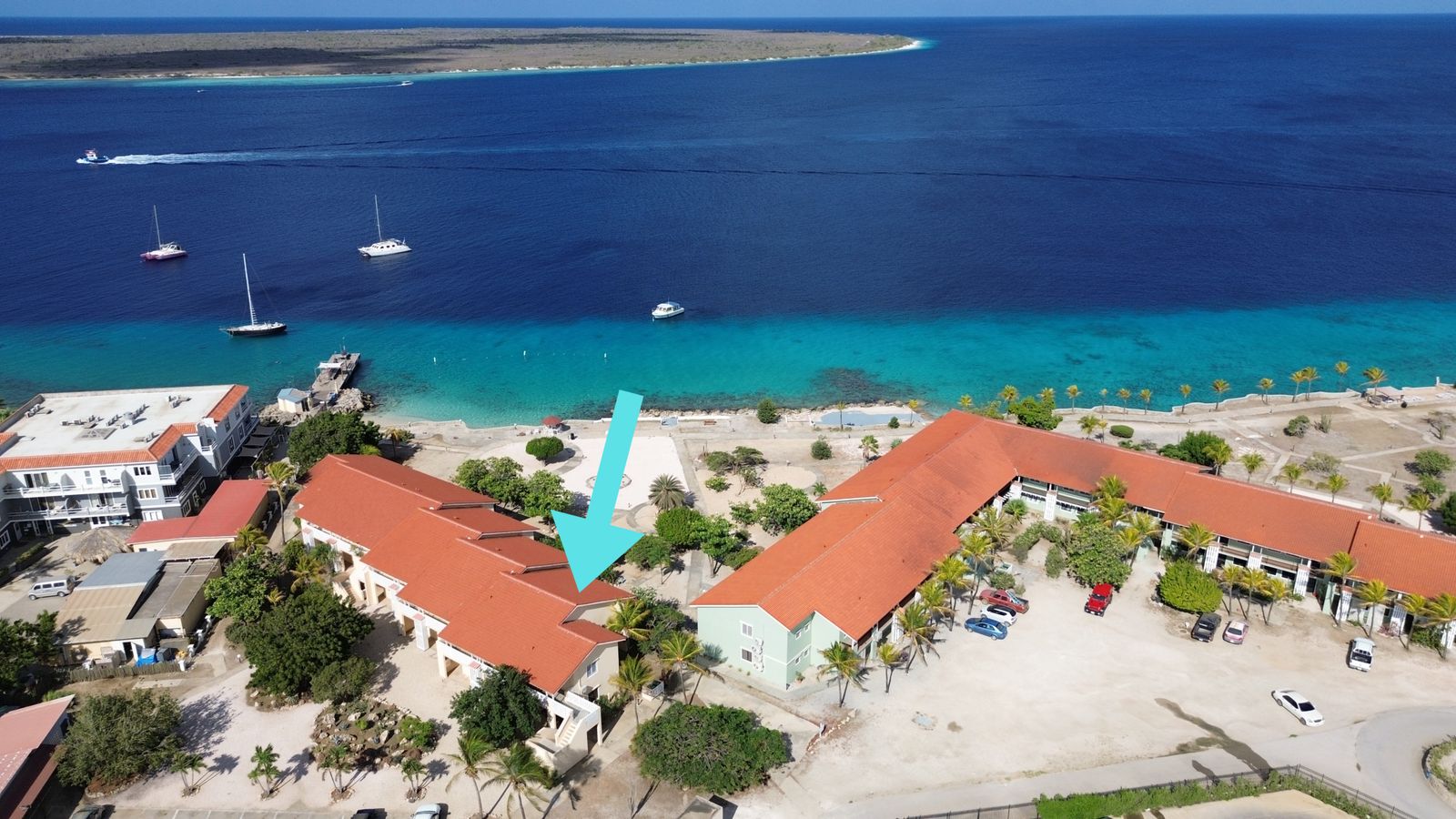 Property in Bonaire — exterior photo 1