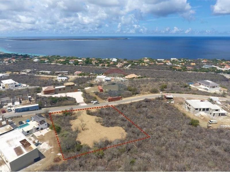 Spacious Building Lot with Stunning Views – Lot in Sabadeco