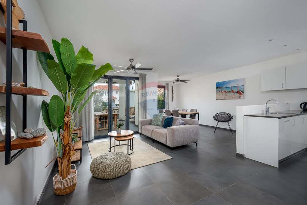 Apartment in Kralendijk — exterior photo 1