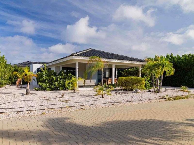 Grand Windsock Villa 22 – Villa in Belnem