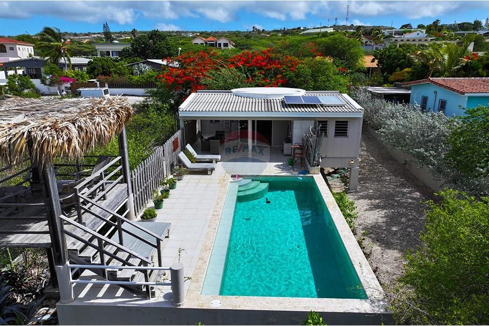 Property in Santa Barbara — property image 3