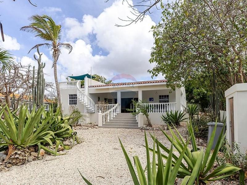 Large Family Home - Fully Renovated – Villa in Santa Barbara