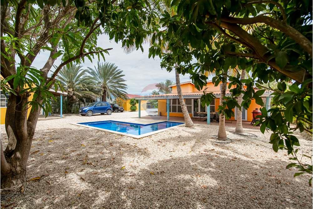 Villa in Belnem — exterior photo 1