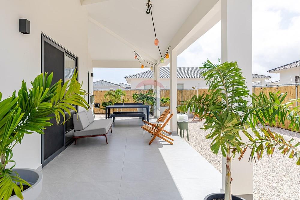 Villa in Lagoen Area — property image 3