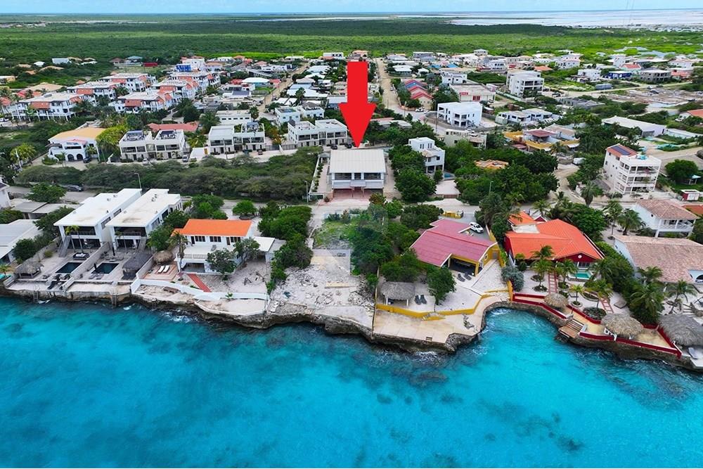 RE/MAX Paradise Homes — featured property