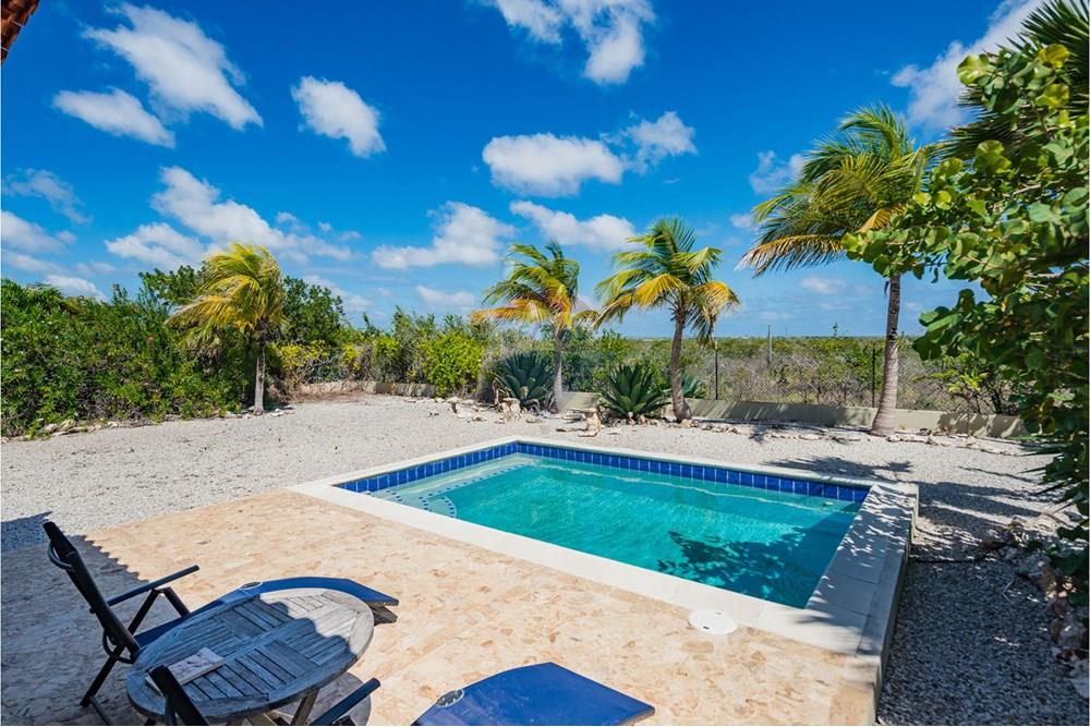 Property in Sabal Palm — property image 5