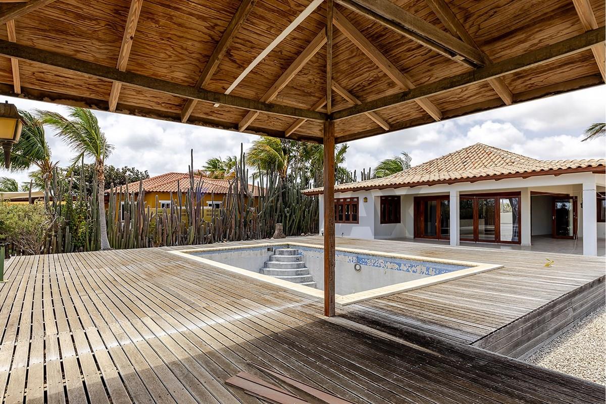 Villa in Sabal Palm — property image 3