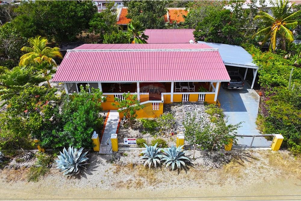 Property in Rincon — property image 2