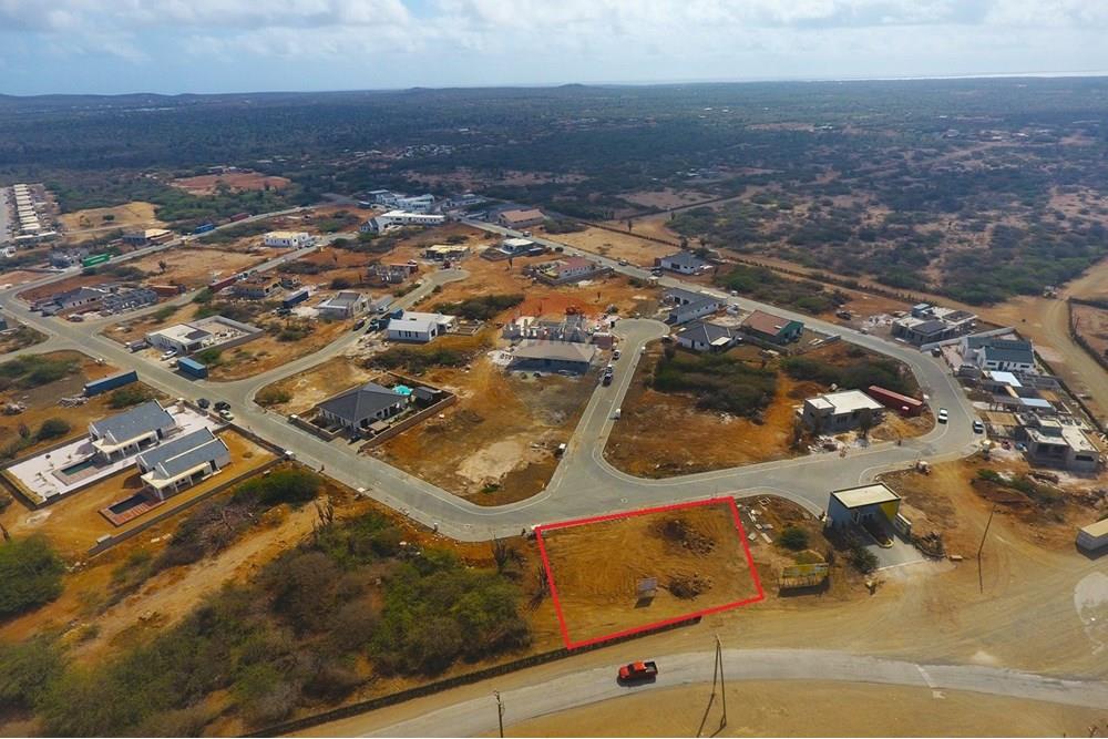 Lot in Nikiboko — exterior photo 1