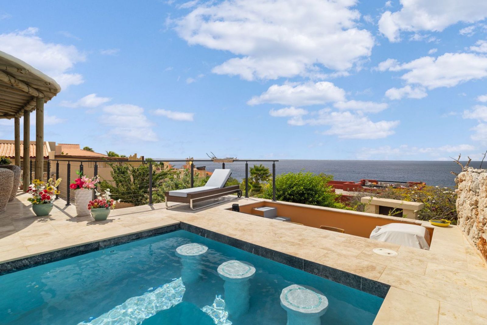Villa in El Pueblo — exterior photo 1