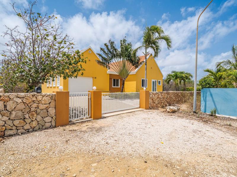 Sabal Palm 22 – House in Sabal Palm
